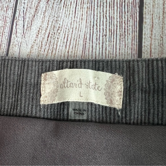 Altar’d State Gray Scalloped Hem Corduroy Skirt Large - Picture 4 of 7